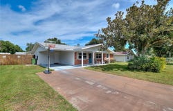 645 AVENUE M SE, WINTER HAVEN, FL 33880