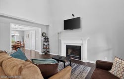 409 E Vine St, Shelbyville, KY 40065