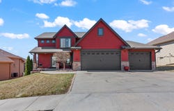 1610 BALDWIN Circle, COUNCIL BLUFFS, IA 51503