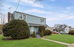 282 Caryl Drive, Lawrence, NY 11559