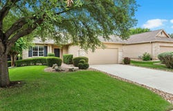 402 Colorado River Rd, Georgetown, TX 78633