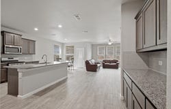 4 La Cresta Ave, Odessa, TX 79765