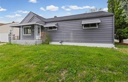 8044 Pelham Road, Taylor, MI 48180