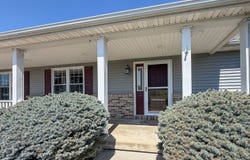 2309 E Lakeview Drive, Casey, IL 62420