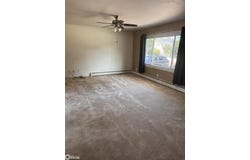 904 S 6Th Street, Fairfield, IA 52556