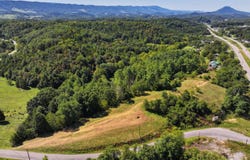 Willow Springs Road, Cedar Bluff, VA 24609