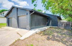2315 Burleson Rd, Austin, TX 78741