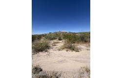 6025 Avenida Sonrisa, Las Cruces, NM 88011