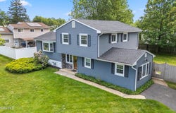 66 Creighton Circle, Old Bridge, NJ 08857