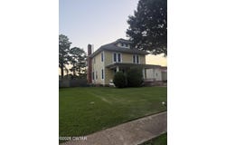 244 E Main Street, Bells, TN 38006