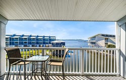 82 2nd St, Cedar Key, FL 32625