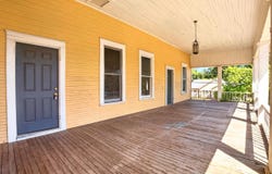 100 W Groves St, Big Sandy, TX 75755