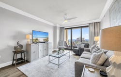 10 Harbor Boulevard, Destin, FL 32541