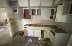 712 E 40th Avenue, Gary, IN 46409