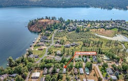 306 Washington St, Dover, ID 83825