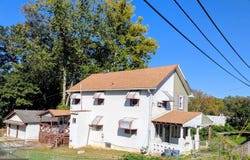 4 HILLTOP RD, MEDIA, PA 19063