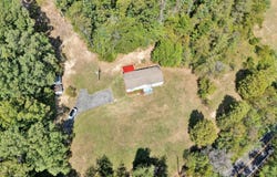 8115 Bradshaw Rd, Salem, VA 24153