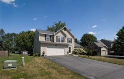 8272 Wheatberry, Clay, NY 13041