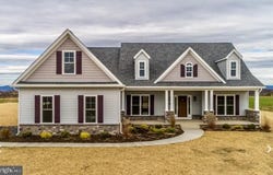 LIGHT Road, WINCHESTER, VA 22603