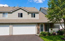4884 Helena Lane N, Oakdale, MN 55128
