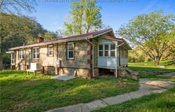 168 Basil Hively Road, Procious, WV 25164