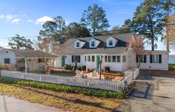 1339 Bayview Road, Bath, NC 27808