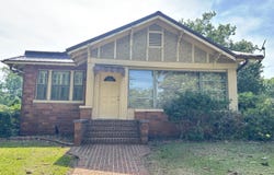420 Lawrence Street, Macon, MS 39341