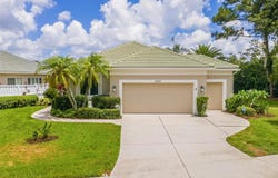 8669 54TH AVENUE Circle E, BRADENTON, FL 34211
