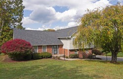 250 Sunshine, Lewisburg, WV 24901
