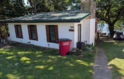343 Lakeshore Dr, Alma, KS 66401