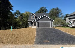 801 Dickeys Drive, Other PA Counties, PA 17202