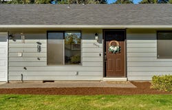 2456 CARBONA St, Eugene, OR 97404