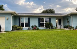 1124 KING ARTHUR Court, VALRICO, FL 33594