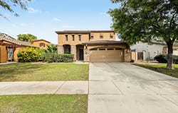 4284 E CULLUMBER Court, Gilbert, AZ 85234