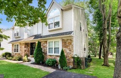 112 SANDY RIDGE DR, DOYLESTOWN, PA 18901