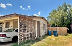 1133 W Parsonage Street, Winters, TX 79567