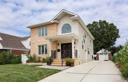 42 Celler Avenue, New Hyde Park, NY 11540