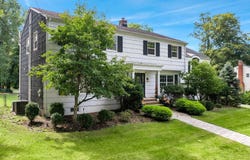 29 DEARBORN DR, Old Tappan, NJ 07675