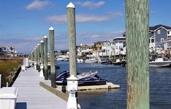 8 Neptune Dr, Egg Harbor Township, NJ 08244