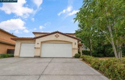 1816 Crown Peak Way, Antioch, CA 94531