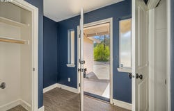 2306 HARDING St, SweetHome, OR 97386