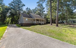 7 Hunter Dr, Hattiesburg, MS 39402