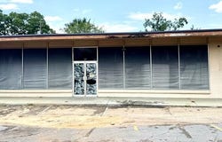 208 W Powell, Dothan, AL 36303