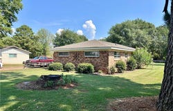 202 N 25th ST, Ozark, AR 72949