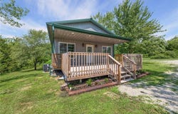 14820 Crystal Drive, Excelsior Springs, MO 64024