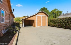 301 Pleasant Ave, Selah, WA 98942