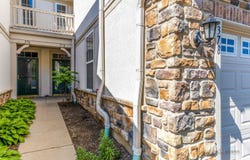 378 BAY TREE Circle, Vernon Hills, IL 60061