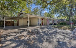 815 N Bledsoe Street, Gilmer, TX 75644