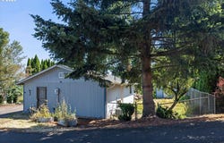 990 NW ANGELINE Ave, Gresham, OR 97030