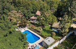 29 Valentine Circle, Warwick, RI 02886